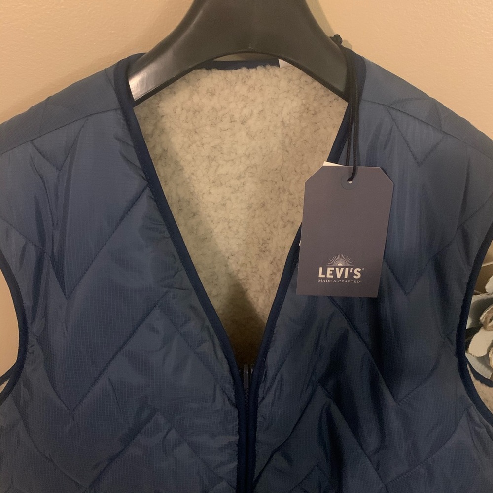 NWT Levi reversible Sherpa lined down vest~ rare! - Picture 2 of 7